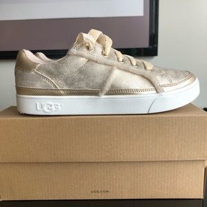 GOLD Brand New in Box UGGS Kids ALANNA SNEAKER